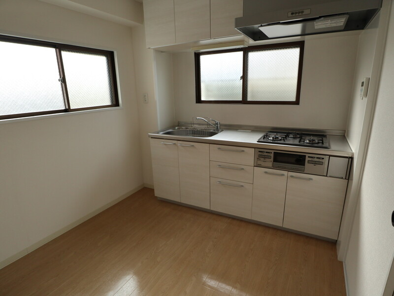 ブリード神戸壱番館のキッチン