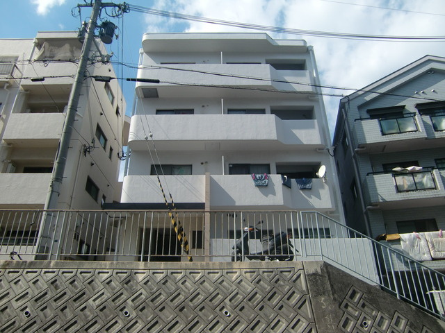 ブリード神戸壱番館のその他