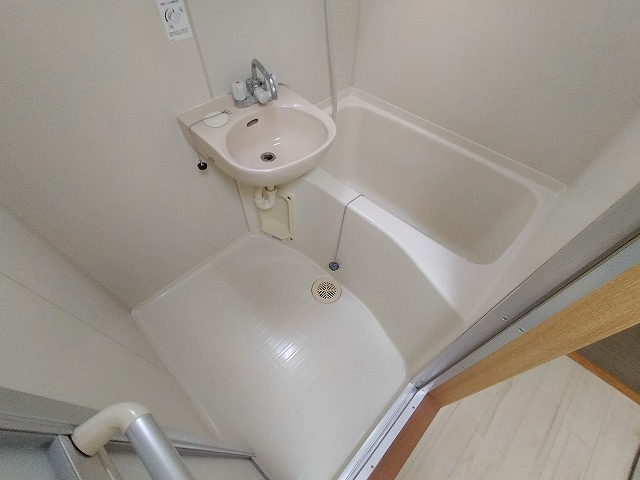 神戸市須磨区多井畑東町のアパートの浴室|浴室