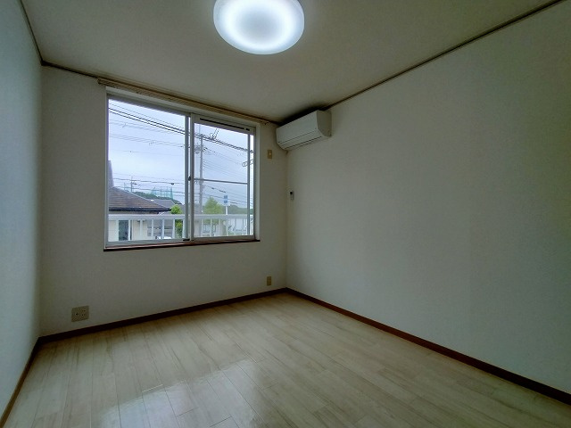 神戸市須磨区多井畑東町のアパートの内装|洋室