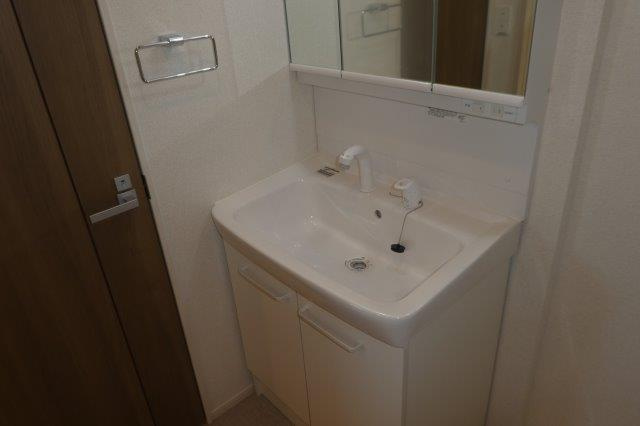 倉敷市中庄のアパートの独立洗面台|シャンプードレッサー