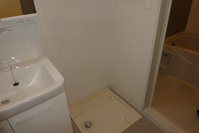 倉敷市中庄のアパートのその他|洗濯機置き場