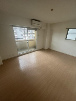 【収納】 | ルエメゾンロワール城南Ⅰ | 別号室の写真になります。現況優先。