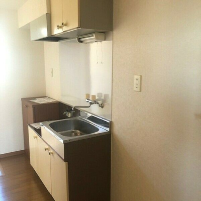 【キッチン】 | エクセレント和白 | 別号室の写真になります。現況優先。