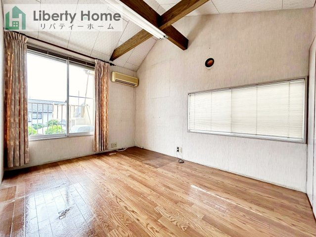 土浦市中村南6丁目　中古戸建の洋室