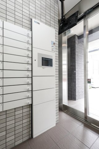 学生会館 スタジオM御所西のその他共用部分|宅配ボックス
