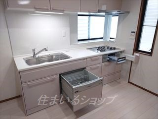 口田５丁目Ｈ邸のキッチン|食洗器付きシステムキッチン