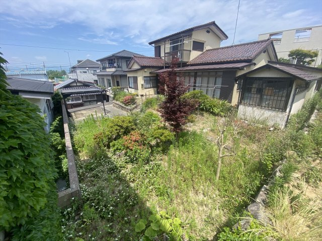 菜根四丁目　古屋付き　住宅用地の周辺