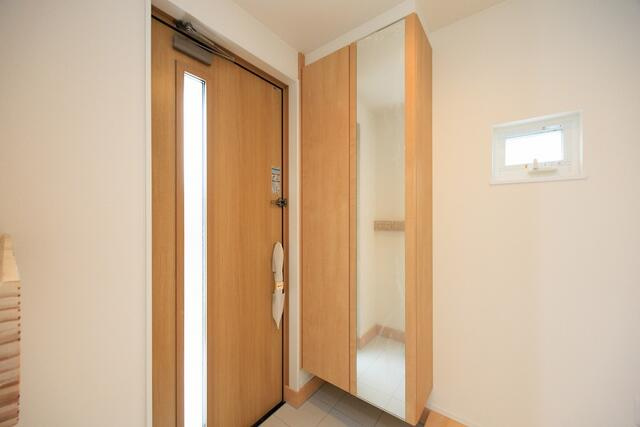 ５，０００棟記念モデル久留米市大善寺町藤吉の玄関