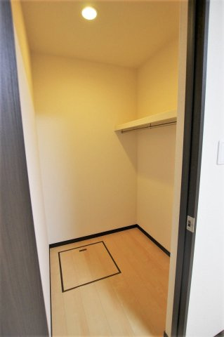 フジパレス深江橋Ⅱ番館の収納
