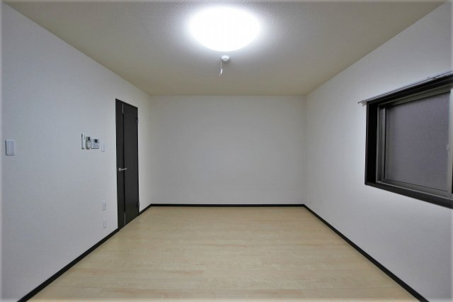 フジパレス深江橋Ⅱ番館の洋室