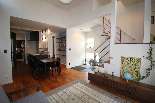 新本町　中古戸建　（未入居物件）の居間・リビング|ＬＤＫ　16.0帖