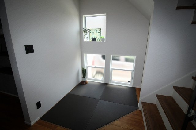 新本町　中古戸建　（未入居物件）の和室|1Ｆ　タタミコーナー　2.0帖