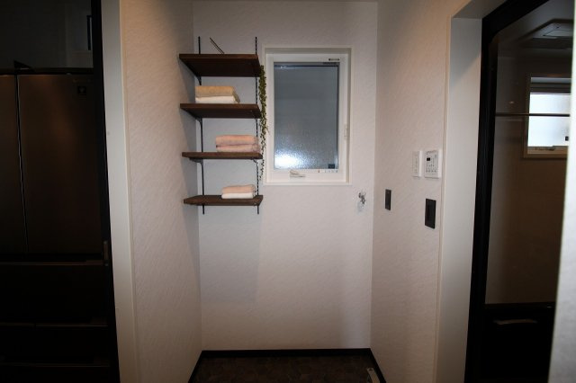 新本町　中古戸建　（未入居物件）の脱衣所