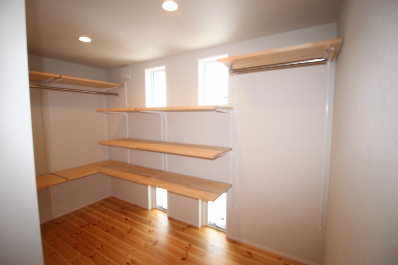 新本町　中古戸建　（未入居物件）の収納|2Ｆ　北東の部屋　6.13帖