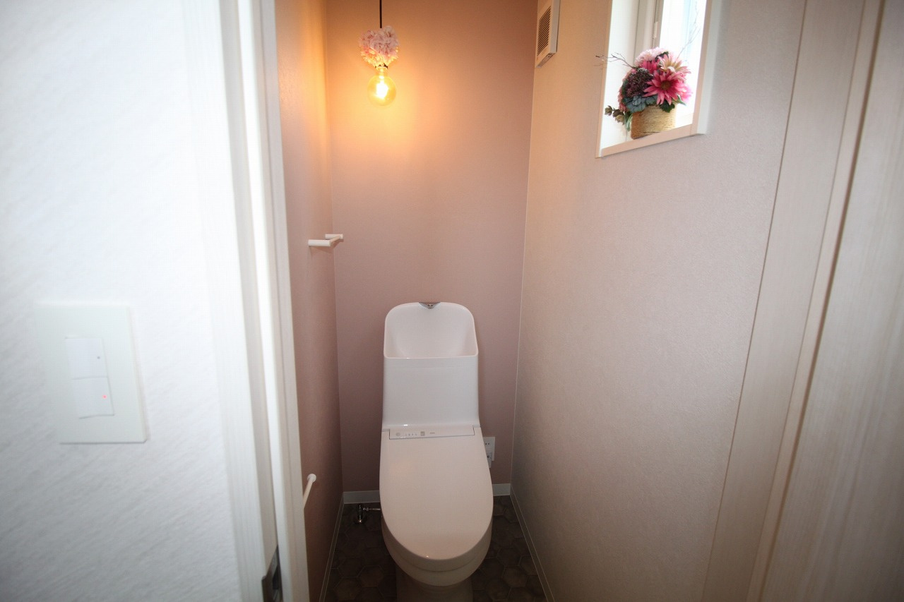 新本町　中古戸建　（未入居物件）のトイレ|2Ｆ