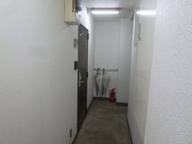ベルハイツ御池のその他共用部分|廊下
