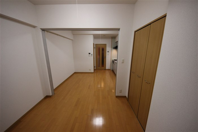 【洋室】 | ONE ROOF FLAT TENJINBASHI