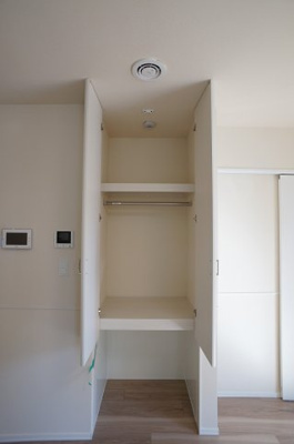 【収納】 | Grigio TODA | LDK内ペットスペース付収納です