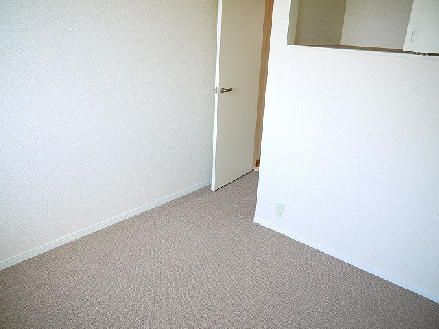 レオパレスＹＡＭＡＤＡｏｎｅの居間・リビング|ゆったりとした居間です