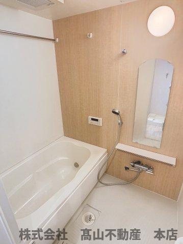 プレステージ岡垣の浴室