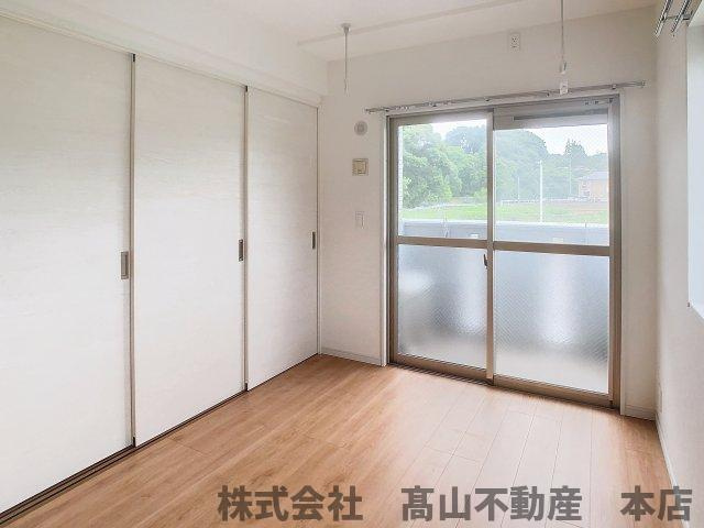 プレステージ岡垣の和室
