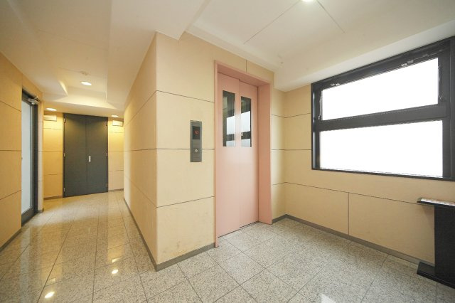 エスペランス四条烏丸のロビー