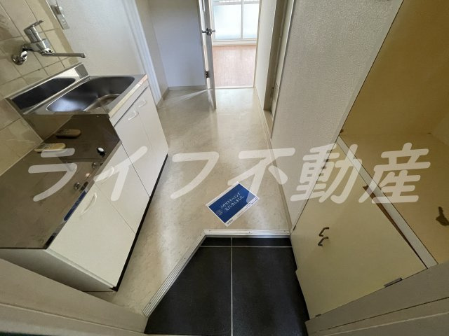 リッチハイツの玄関|落ち着いた玄関です