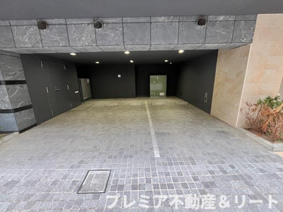 【駐車場】 | La Perla岩本町