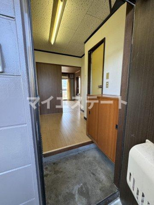 【玄関】 | ハイツ森口A