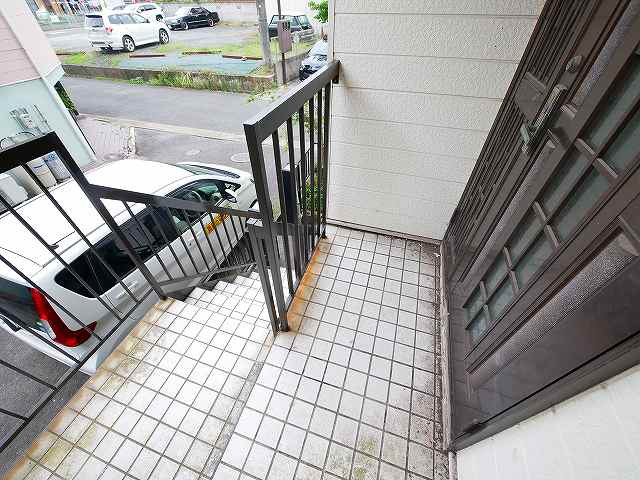 古市町貸家（1665-22）のその他共用部分|玄関前スペース