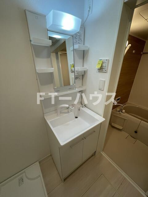 クオーレ鷺沼の洗面所