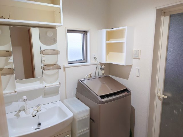 売中古戸建　藤枝市藤枝5丁目の独立洗面台