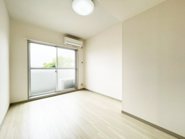 その木ハイツの居間・リビング