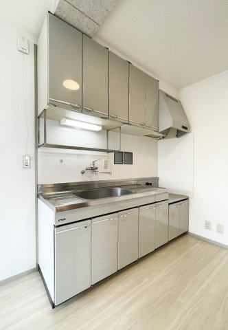 その木ハイツのキッチン