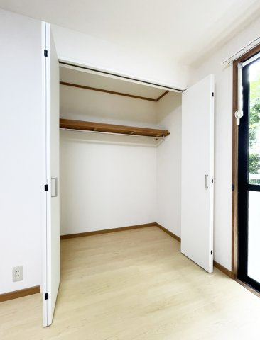 セジュール園木　Ｂ棟の収納