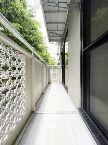 セジュール園木　Ｂ棟のバルコニー