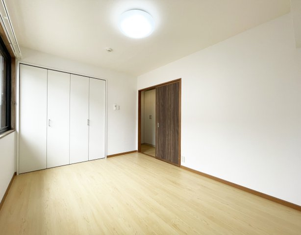 セジュール園木　Ｂ棟の居間・リビング