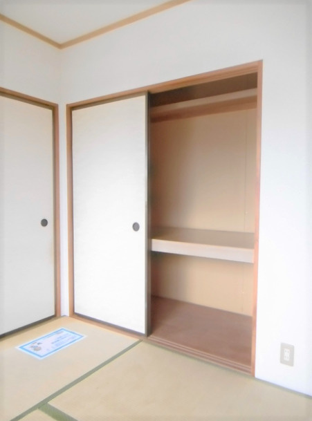 シャルムⅠの収納|こまごまとしたものを収納できそうですね