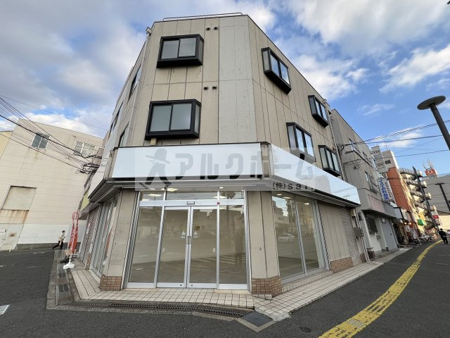国分駅前３階建て店舗・事務所の外観