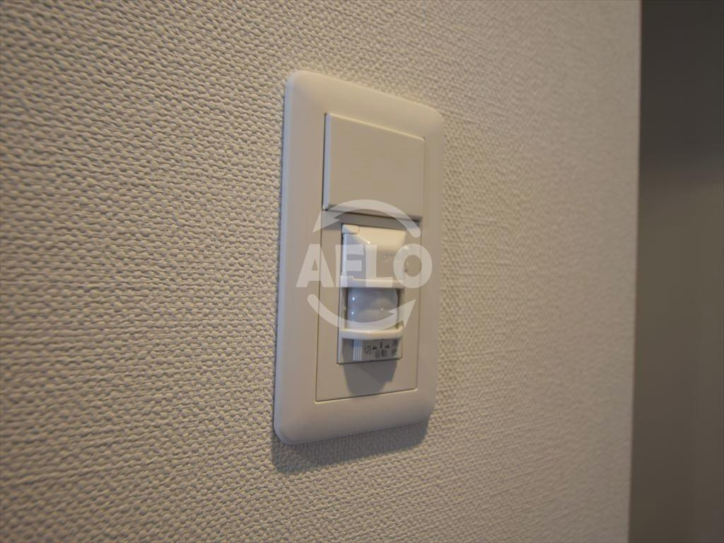 Luxeドーム前Ⅱの設備|ラグゼドーム前Ⅱ　人感センサー