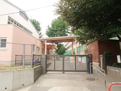 新座市立八石小学校まで450m