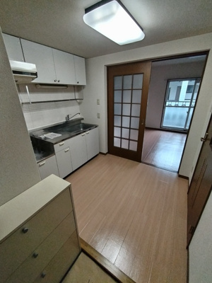 ★キッチン前スペース★照明は設備ではありません。