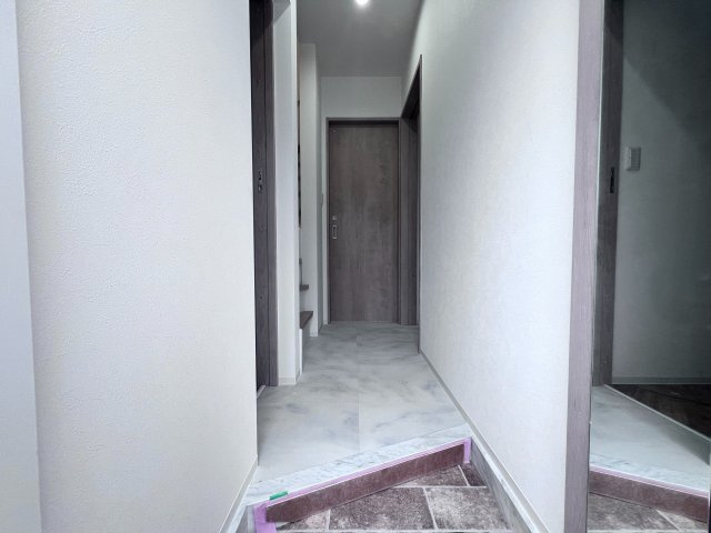 【玄関】イニシアティブ原ノ町
