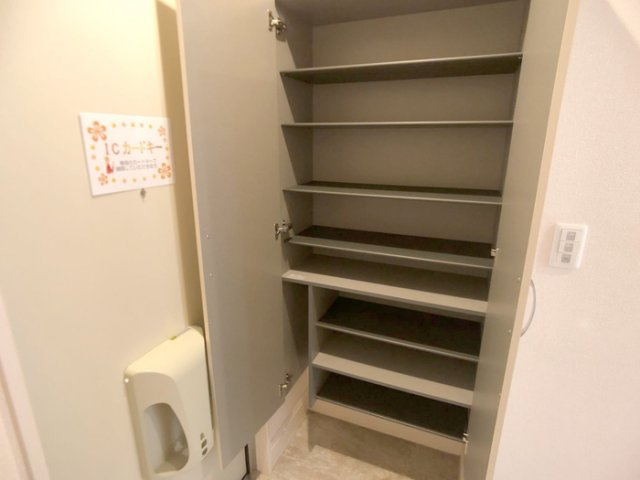 アンソレイエⅢの収納|シューズボックス