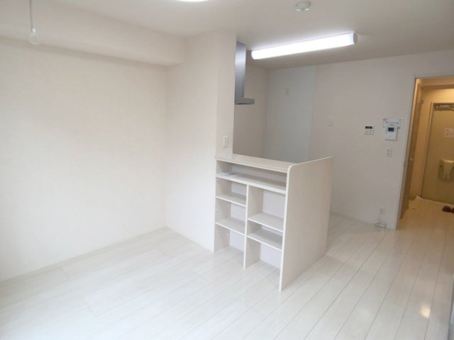 アンソレイエⅢの内装|室内物干金物ありLDK