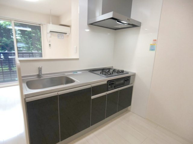 アンソレイエⅢのキッチン|システムキッチン