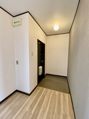 【玄関】 | ハイツグランデ