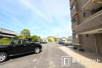 【駐車場】 | ウエストクリーク