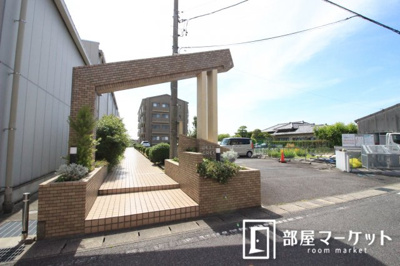 【エントランス】 | ウエストクリーク